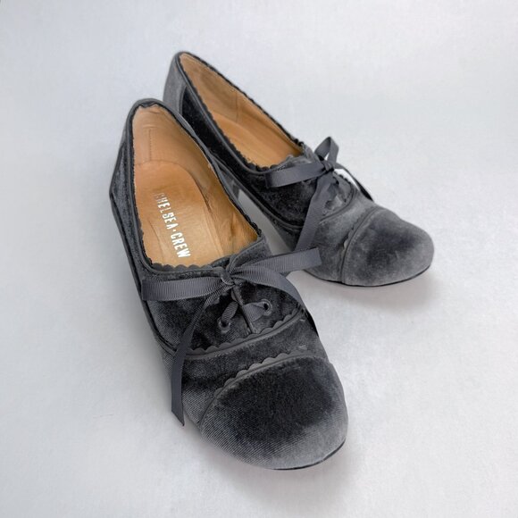 Chelsea Crew Madison Grey Velvet Oxford Heels - Picture 5 of 8